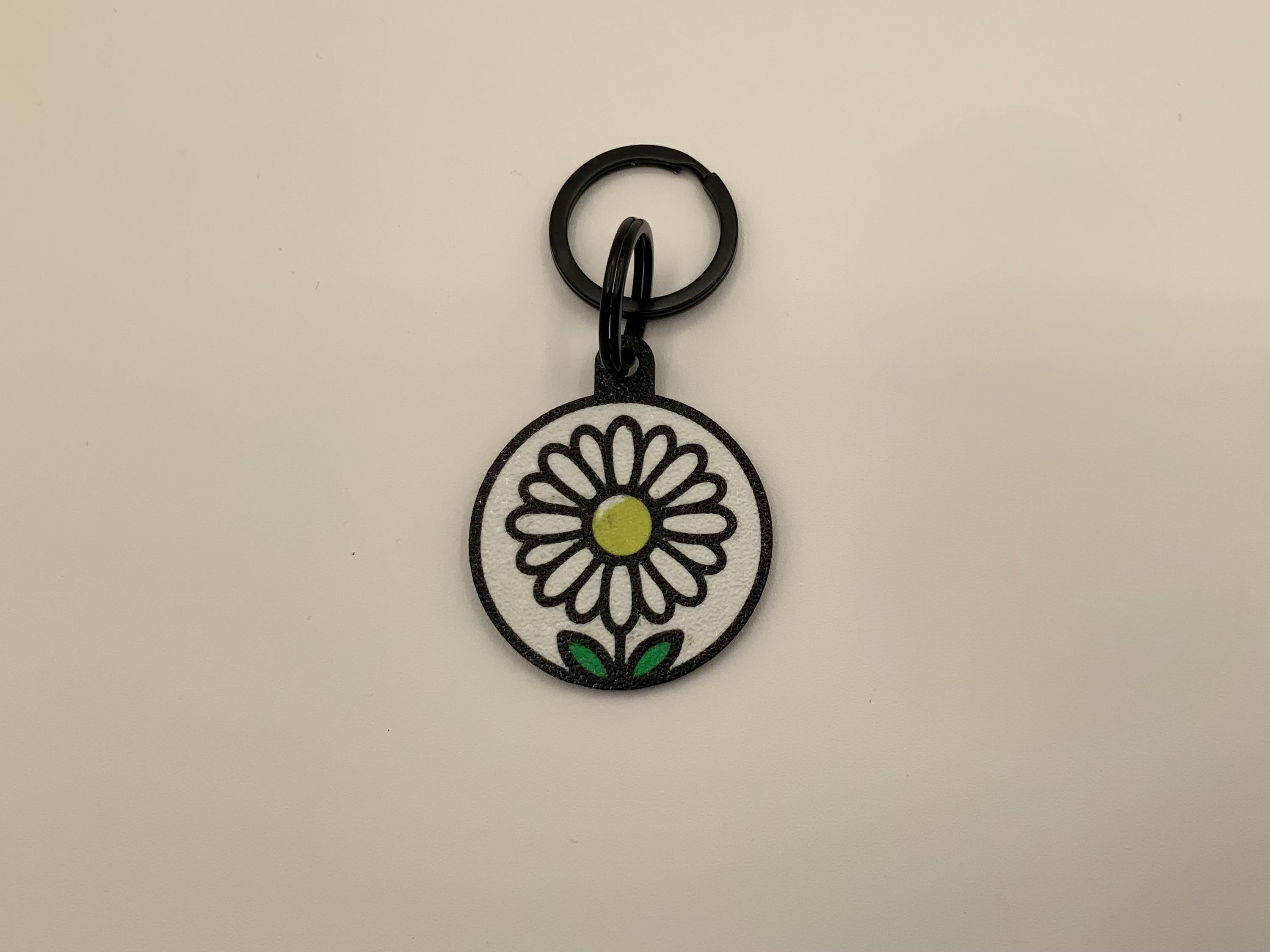 Daisy Plant Pet Tag: Embossed Custom Text, Multiple Colors
